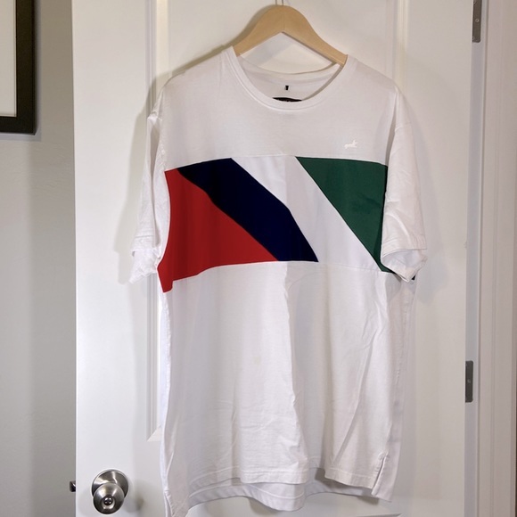 Akoo Other - Akoo white short sleeve shirt